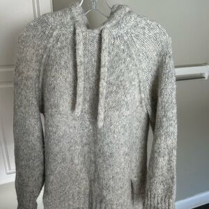 Sweaty Betty Women’s Heathered Gray Crewneck Sweater